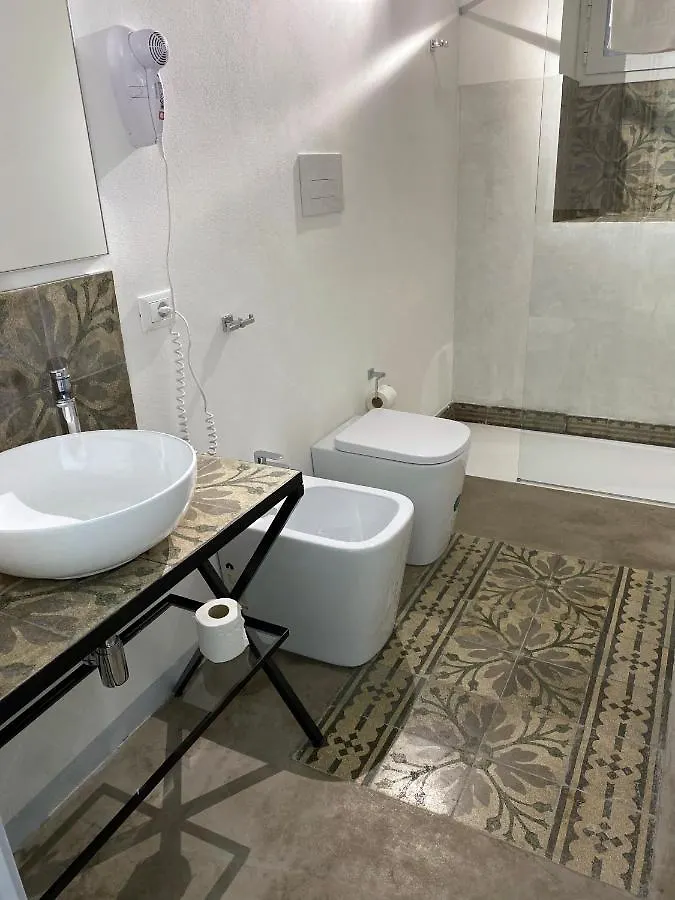 Settegrana Suite Con Vasca Idromassaggio チーニジ